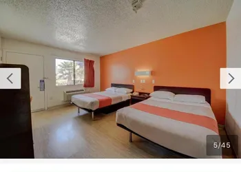 Motel 6 San Antonio, TX - Fort Sam Houston hotel thumbnail 4