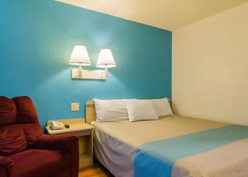 Motel 6 Mitchell I-90, SD hotel thumbnail 6