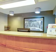 Super 8 by Wyndham Diberville Biloxi Area hotel detail image 4
