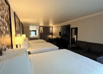 The Orchard Hotel Ukiah Mendocino County hotel thumbnail 5