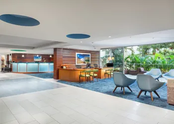 Courtyard by Marriott Waikiki Beach hotel thumbnail 3
