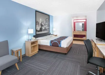 Super 8 by Wyndham City of Moore hotel thumbnail 5