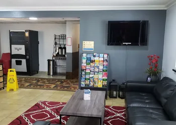 Quality Inn Atlanta Airport - Central hotel thumbnail 8