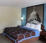 Howard Johnson by Wyndham Vicksburg hotel detail image 3