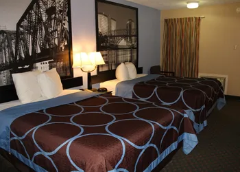 Super 8 by Wyndham Bossier City/Shreveport Area hotel thumbnail 6