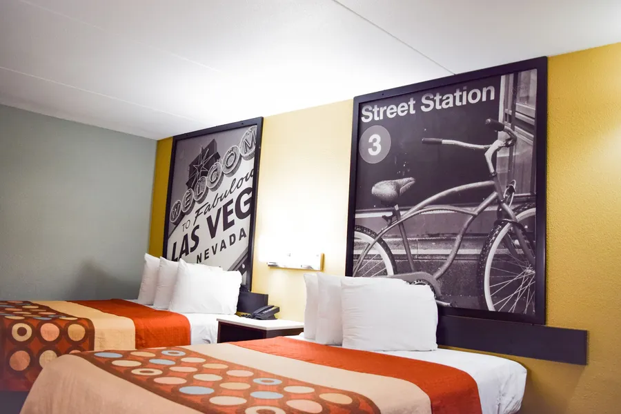 Super 8 by Wyndham Raleigh Downtown hotel detail image 6