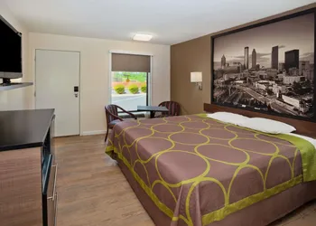 Super 8 by Wyndham Ringgold/Chattanooga Area hotel thumbnail 7