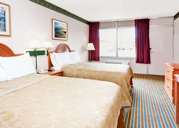 Magnuson Hotel Jacksonville Downtown hotel thumbnail 6