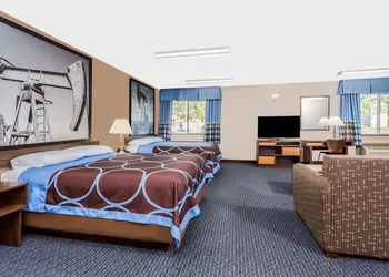 Super 8 by Wyndham El Dorado hotel thumbnail 7