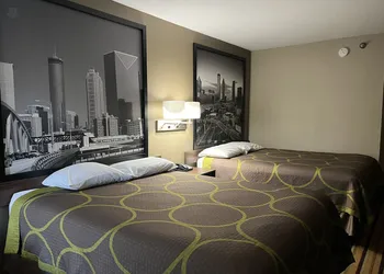 Super 8 by Wyndham Norcross/I-85 Atlanta hotel thumbnail 3