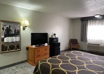 Super 8 by Wyndham Amarillo Central TX hotel thumbnail 6