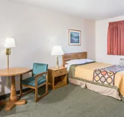 Super 8 by Wyndham West Middlesex/Sharon Area hotel detail image 7