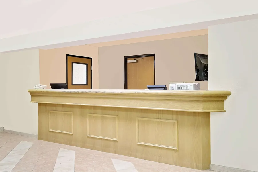 Super 8 by Wyndham Battle Mountain hotel detail image 2