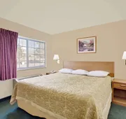 Super 8 by Wyndham Battle Mountain hotel detail image 4