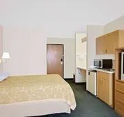 Super 8 by Wyndham Battle Mountain hotel detail image 7