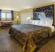 Super 8 by Wyndham Remington hotel detail image 3