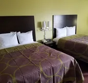 Super 8 by Wyndham Galesburg hotel detail image 7