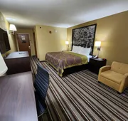 Super 8 by Wyndham Pine Bluff hotel detail image 5
