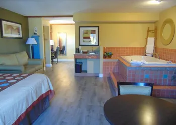 Super 8 by Wyndham Payson hotel thumbnail 5