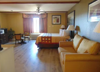 Super 8 by Wyndham Payson hotel thumbnail 8
