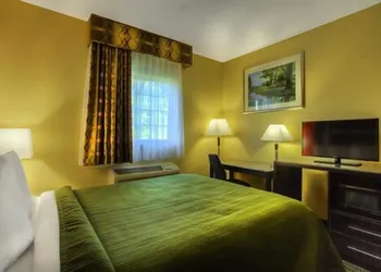 Quality Inn Fort Payne hotel thumbnail 6