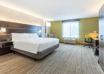 Holiday Inn Express & Suites White Haven - Poconos by IHG hotel thumbnail 2