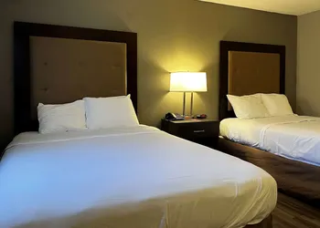 Econo Lodge Spring Lake near Fort Bragg hotel thumbnail 5