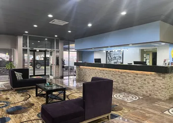 Super 8 by Wyndham Ft Stockton hotel thumbnail 3