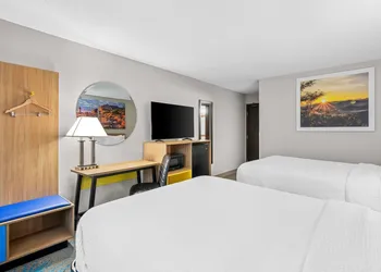 Days Inn by Wyndham Brunswick Bath Area hotel thumbnail 7