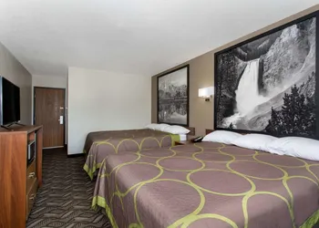 Super 8 by Wyndham Dubois hotel thumbnail 5