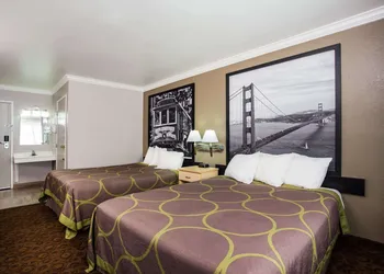 Super 8 by Wyndham Vacaville hotel thumbnail 4