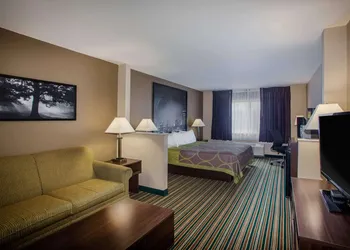 Super 8 by Wyndham Union hotel thumbnail 7