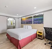 Days Inn by Wyndham Kenedy/Karnes City hotel detail image 5