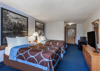 Super 8 by Wyndham Cobleskill NY hotel thumbnail 5