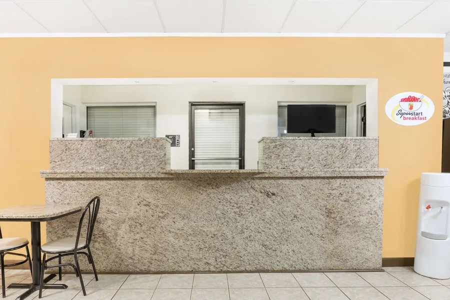 Super 8 by Wyndham Santee hotel detail image 2