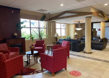 Quality Inn Buffalo Airport hotel thumbnail 2