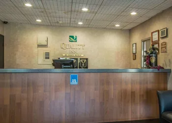 Quality Inn Temecula Valley Wine Country hotel thumbnail 6
