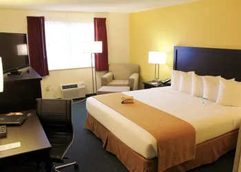 Quality Inn & Suites Springfield - Eugene North hotel thumbnail 6