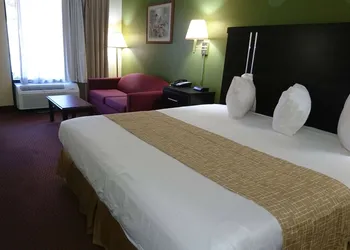 Travelodge by Wyndham Knoxville East hotel thumbnail 8