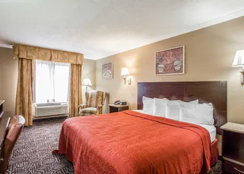 Quality Inn & Suites Ft. Jackson Maingate hotel thumbnail 5