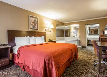 Quality Inn & Suites Ft. Jackson Maingate hotel thumbnail 8