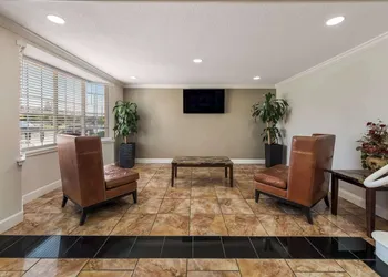 Quality Inn Saint Louis Airport hotel thumbnail 4