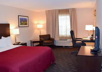 Quality Inn Saint Louis Airport hotel thumbnail 8