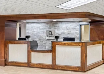 Quality Inn & Suites Florence Civic Center hotel thumbnail 2