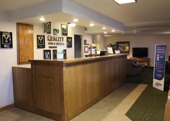Quality Inn & Suites Goldendale hotel thumbnail 2