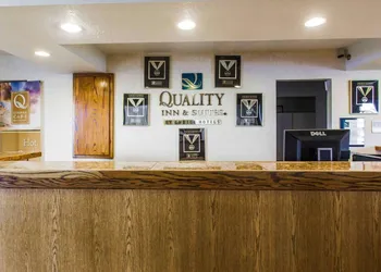 Quality Inn & Suites Goldendale hotel thumbnail 3