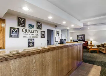 Quality Inn & Suites Goldendale hotel thumbnail 4