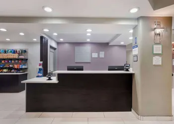 Best Western Plus Commerce Hotel hotel thumbnail 5