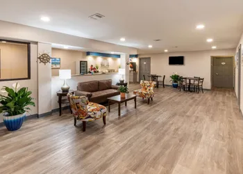 Baymont by Wyndham Biloxi/Ocean Springs hotel thumbnail 3