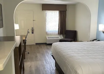 Baymont by Wyndham Biloxi/Ocean Springs hotel thumbnail 7